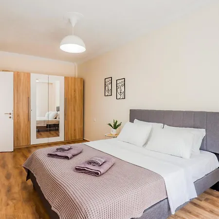 Apartman Grand Next To Center 3bd 110sqm