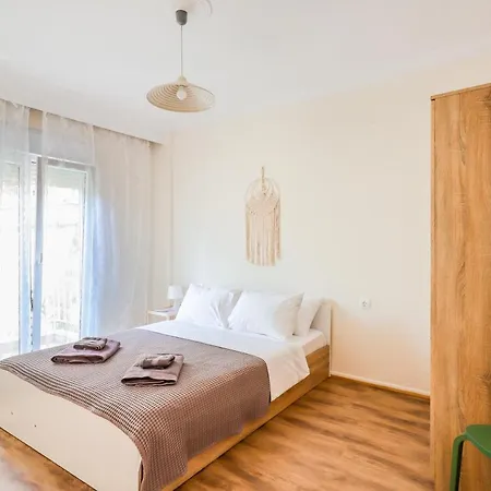 Apartman Grand Next To Center 3bd 110sqm *