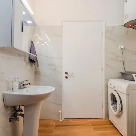 Apartman Grand Next To Center 3bd 110sqm
